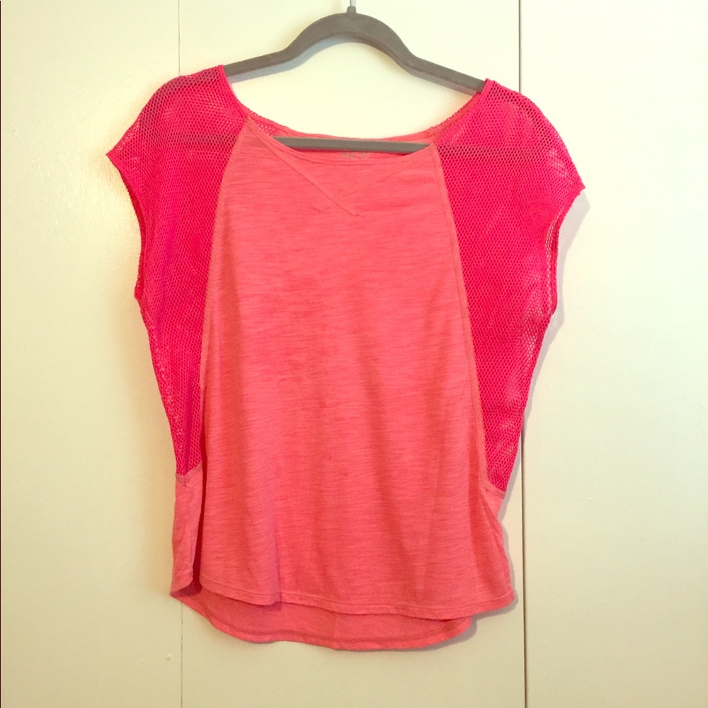 American eagle mesh hot pink athletic T